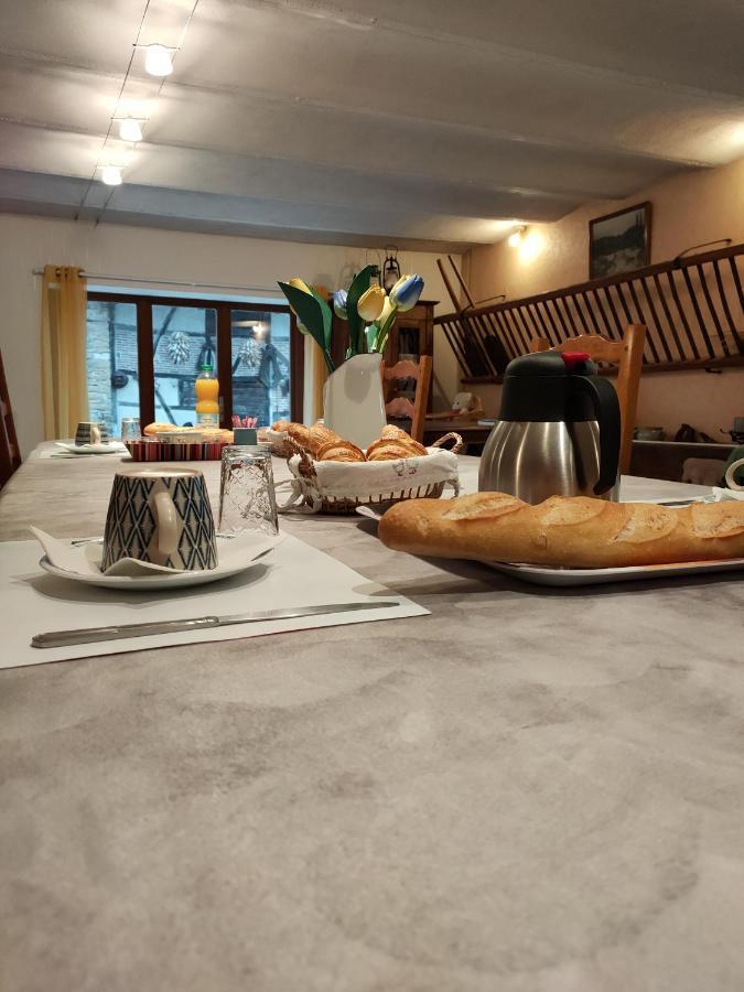 La Ferme Du Grand Faubourg Bed and Breakfast Pont-de-Vaux Buitenkant foto