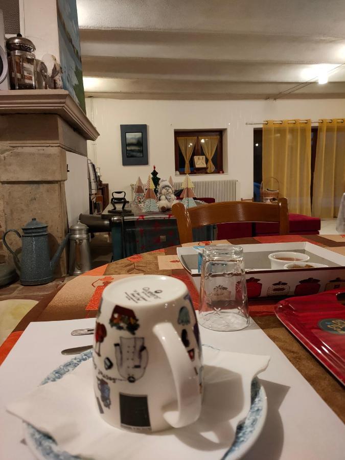 La Ferme Du Grand Faubourg Bed and Breakfast Pont-de-Vaux Buitenkant foto